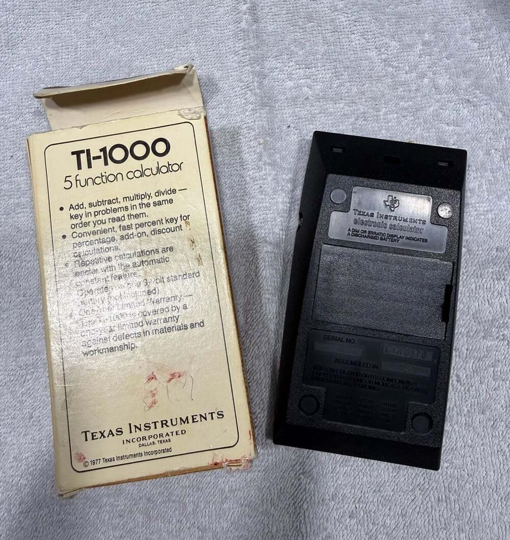 Texas Instruments Ti-1000 5 Function Calculator - Picture 2 of 3